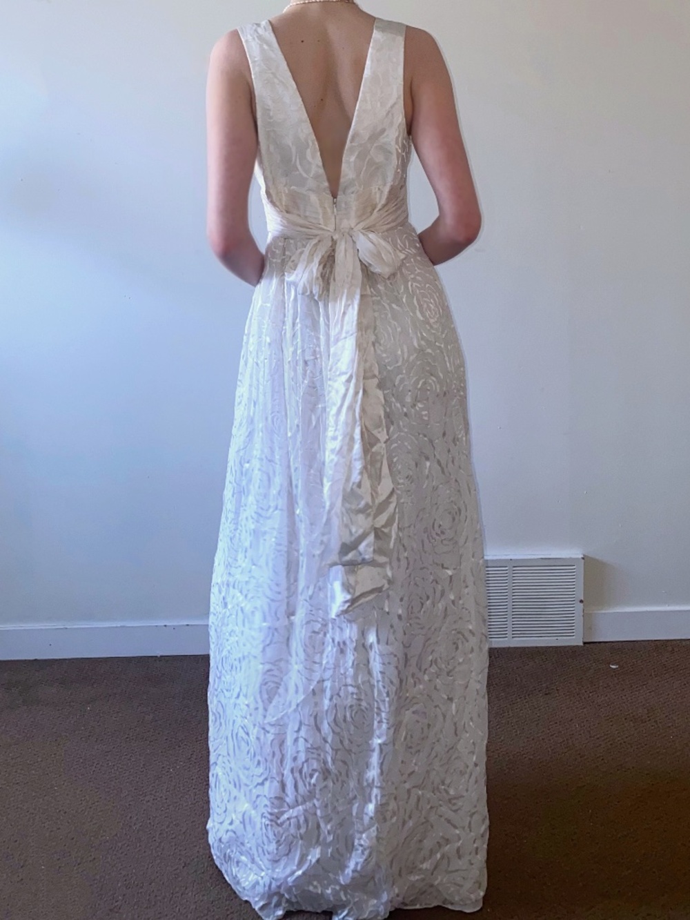 NWT Dreamy Silk Dress BCBGMaxAzria - Picture 3 of 6